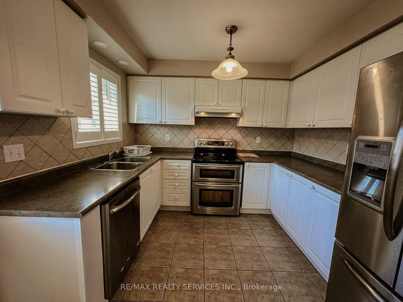 41 Sandyshores Drive