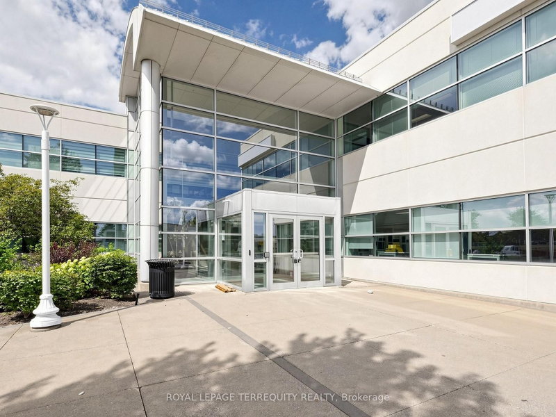 2345 Argentia Rd photo 2