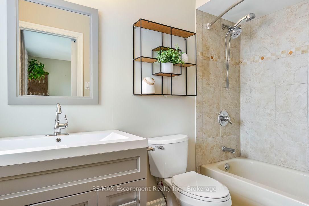 86 NORTHAMPTON Street • Brampton, ON photo 21