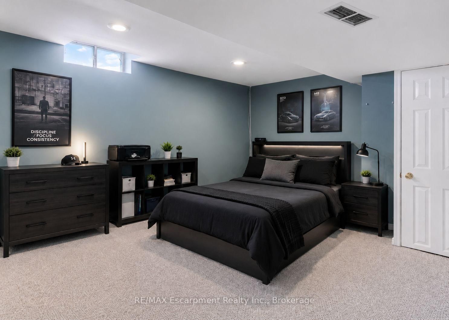 86 NORTHAMPTON Street • Brampton, ON photo 39