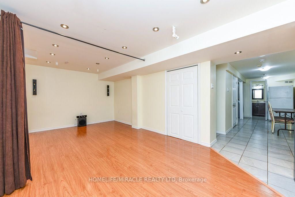 49 Seaside Circle • Brampton, ON photo 36