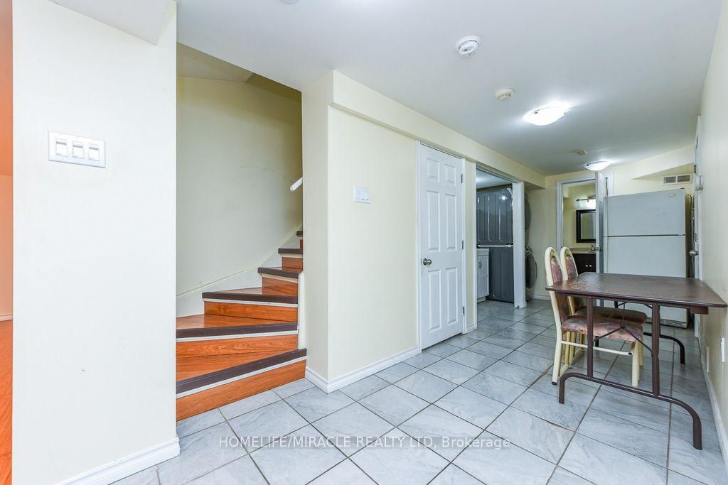 49 Seaside Circle • Brampton, ON photo 37