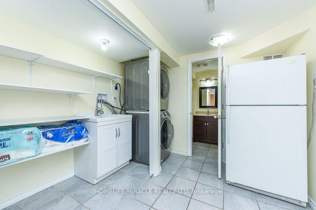 49 Seaside Circle • Brampton, ON photo 38