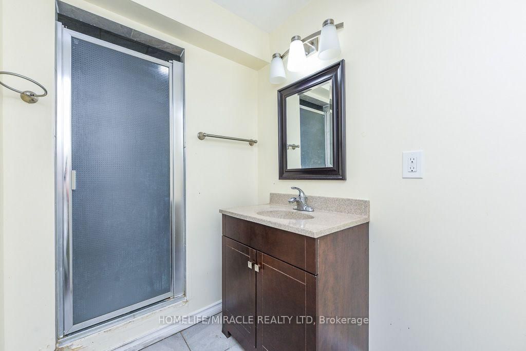 49 Seaside Circle • Brampton, ON photo 39