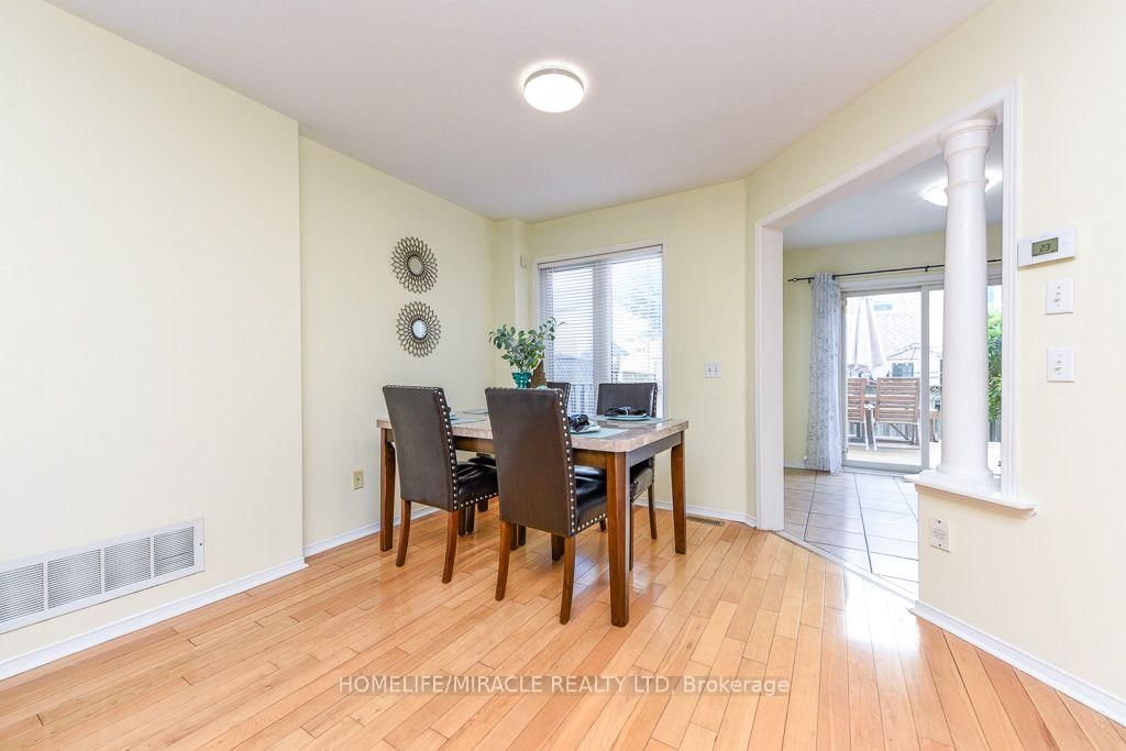 49 Seaside Circle • Brampton, ON photo 8