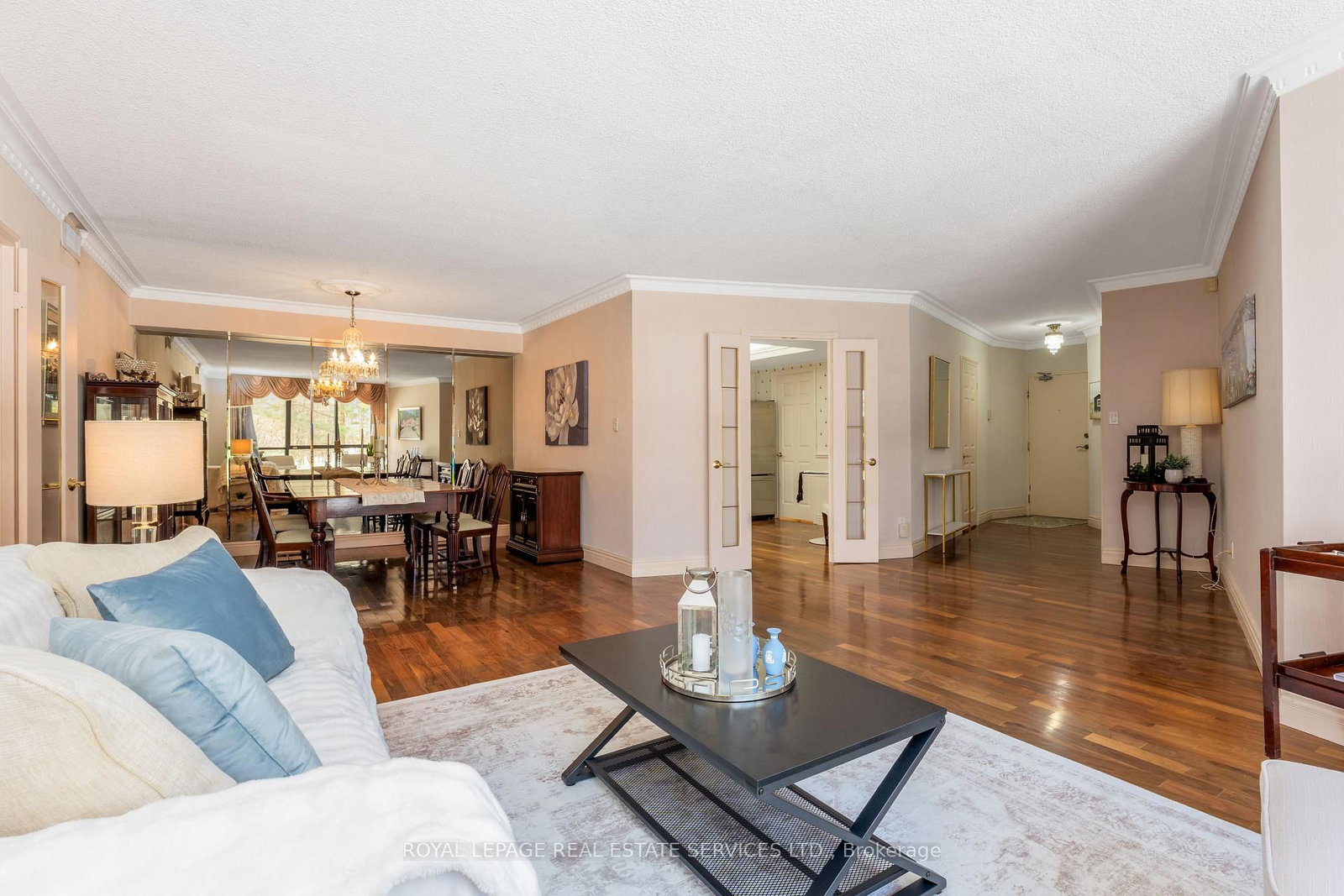 1240 Marlborough Court • #110 • Oakville, ON photo 10