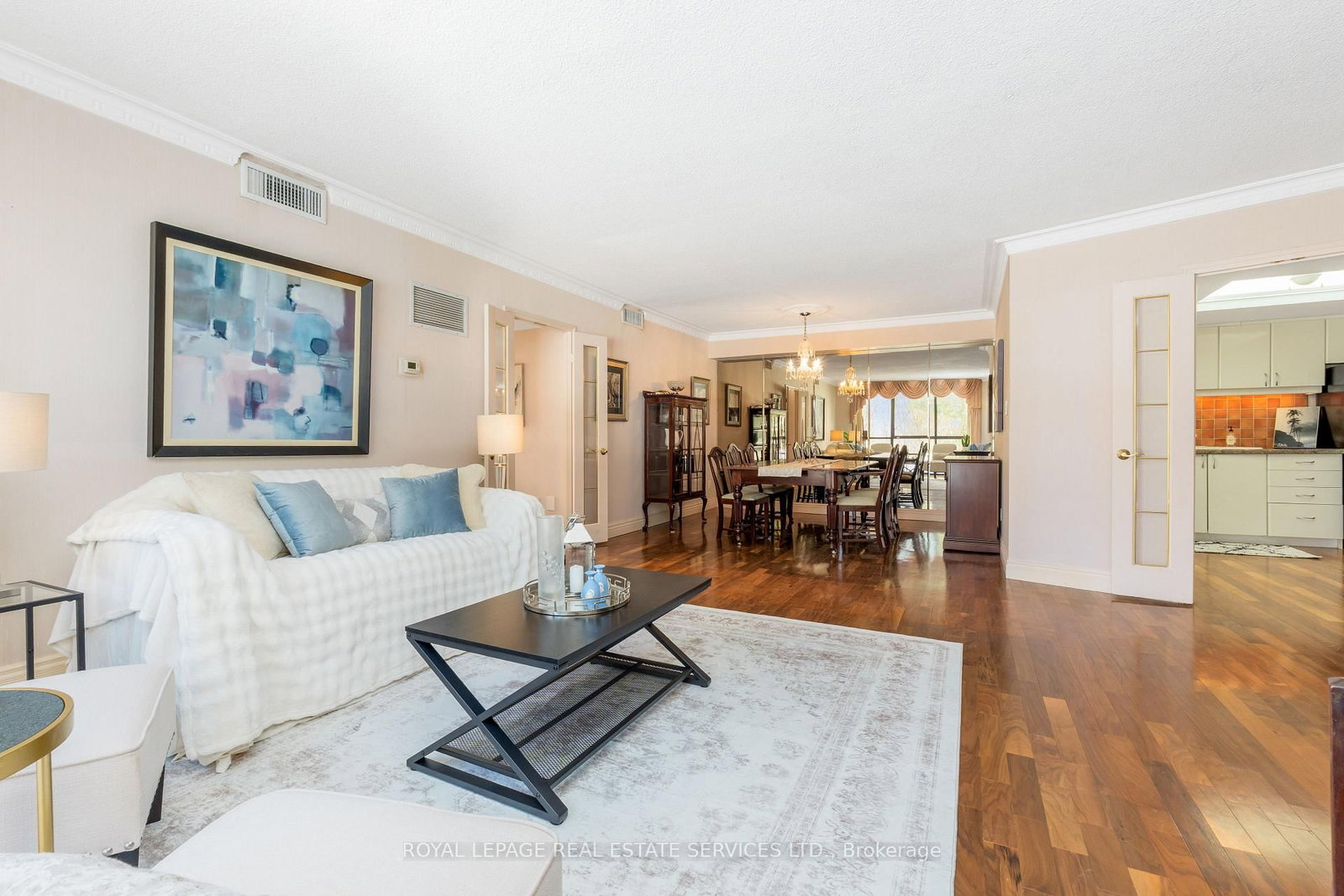 1240 Marlborough Court • #110 • Oakville, ON photo 6