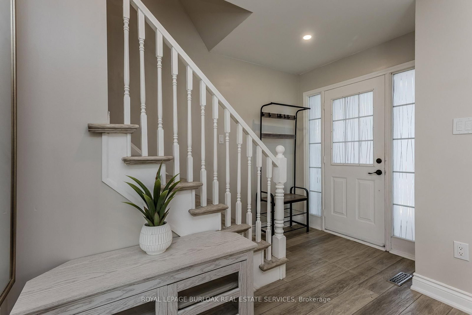 5190 Wood Crescent • Burlington, ON photo 26