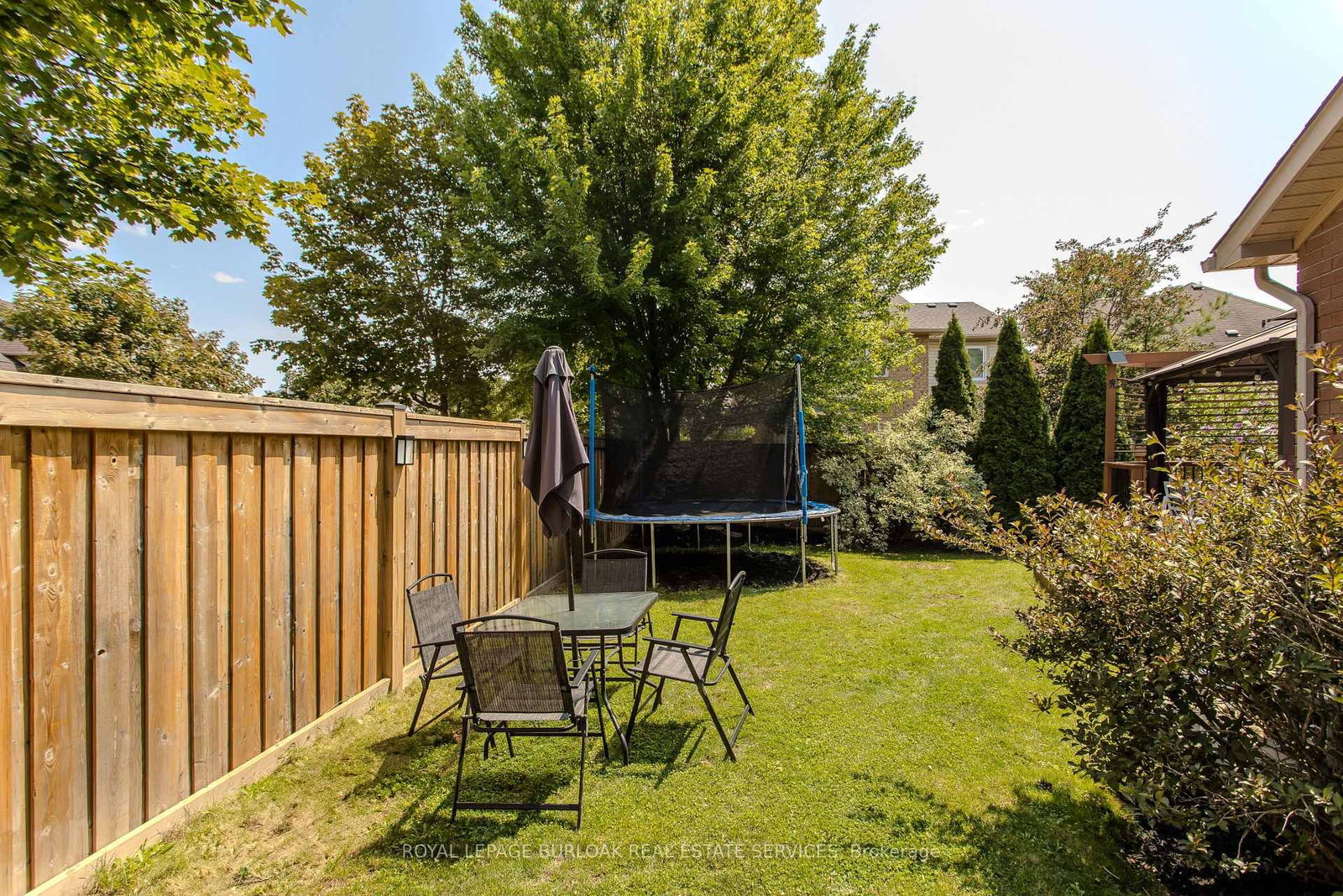 5190 Wood Crescent • Burlington, ON photo 28