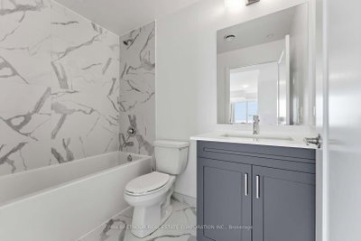 1035 Southdown Mississauga,ON L5J 0A2 — Photo 15