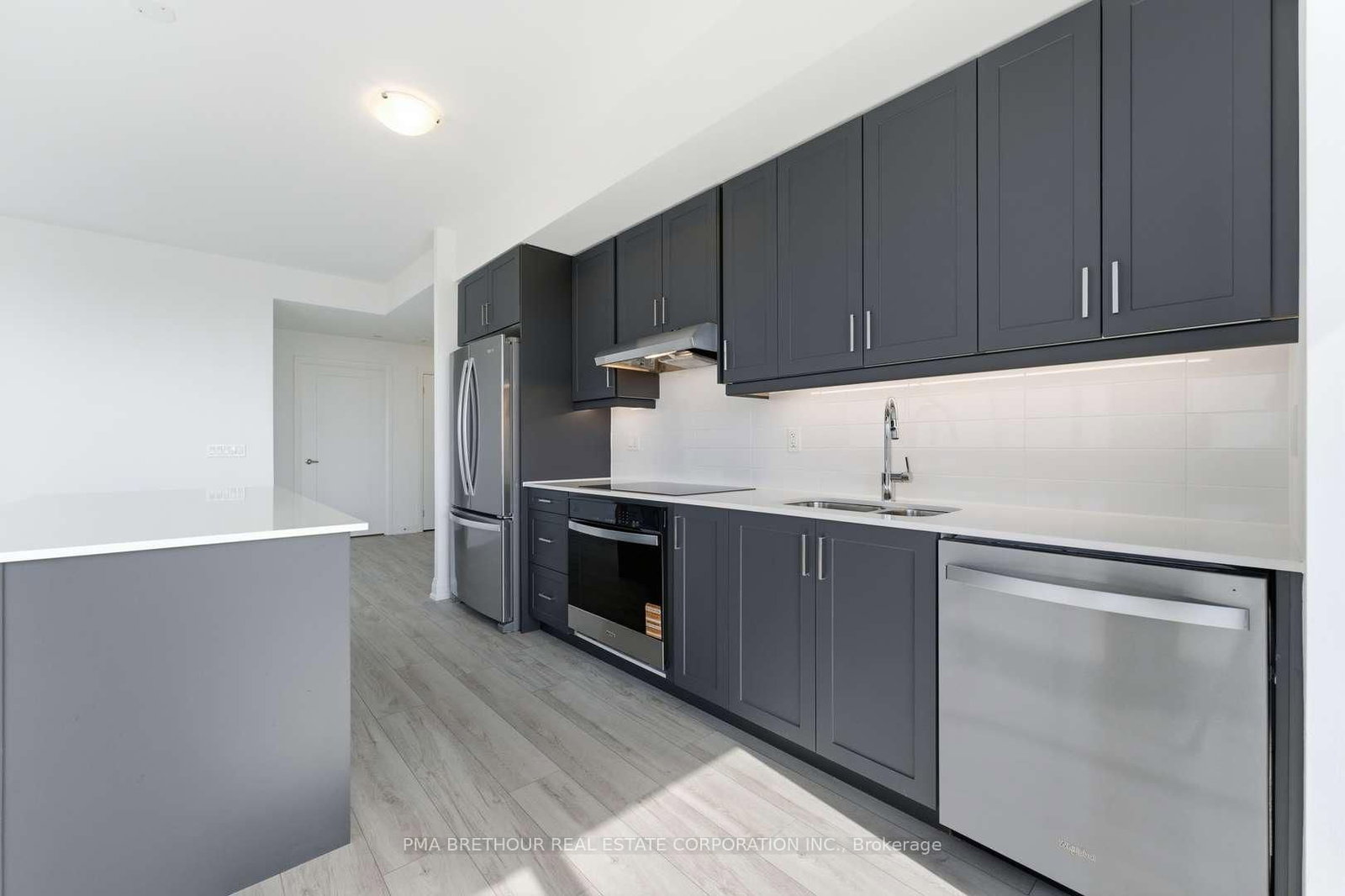 1035 Southdown Road • #1709 • Mississauga, ON photo 7