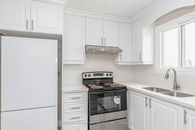 3701 Keenan Mississauga,ON L4T 3M1 — Photo 16
