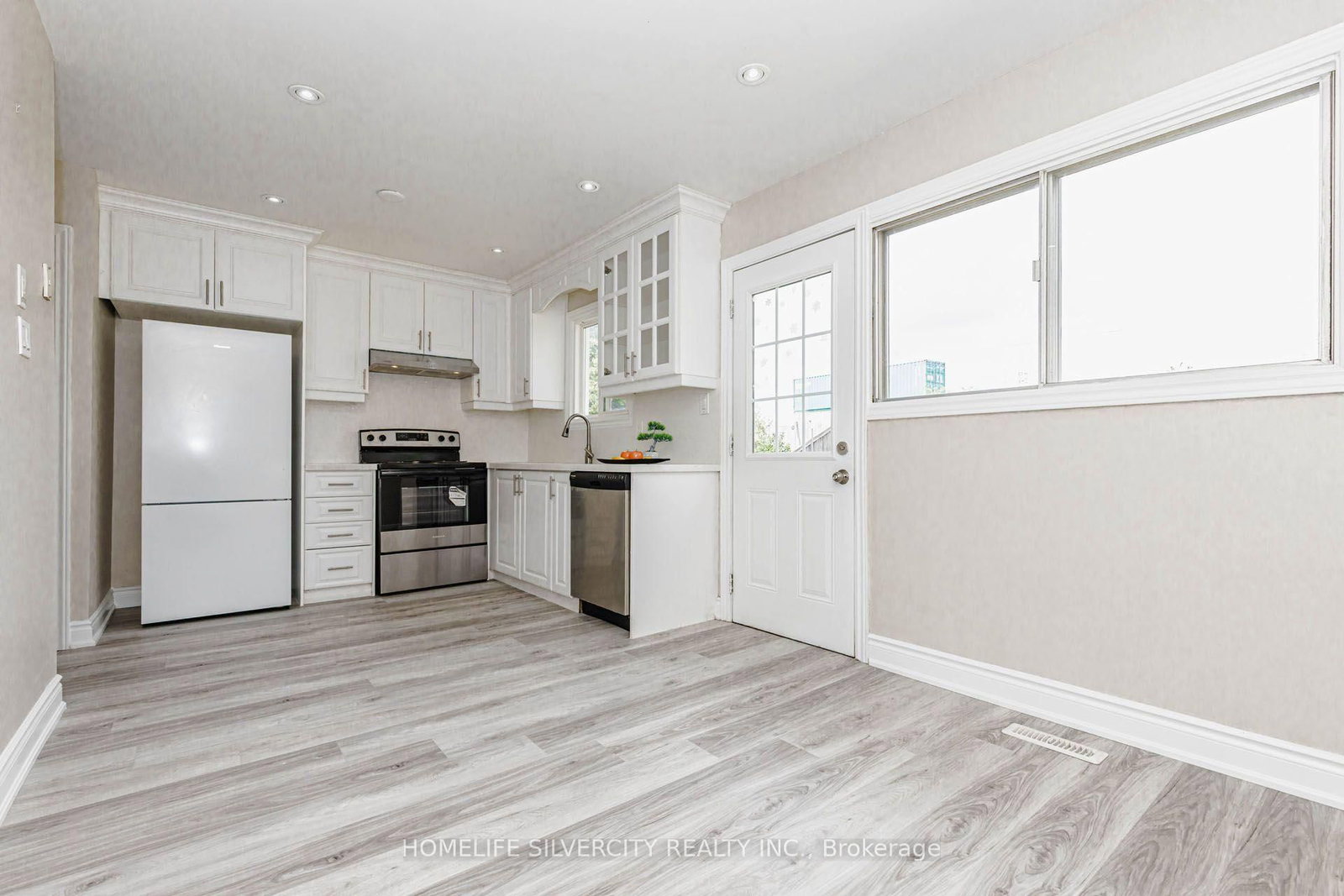3701 Keenan Crescent • Mississauga, ON photo 20