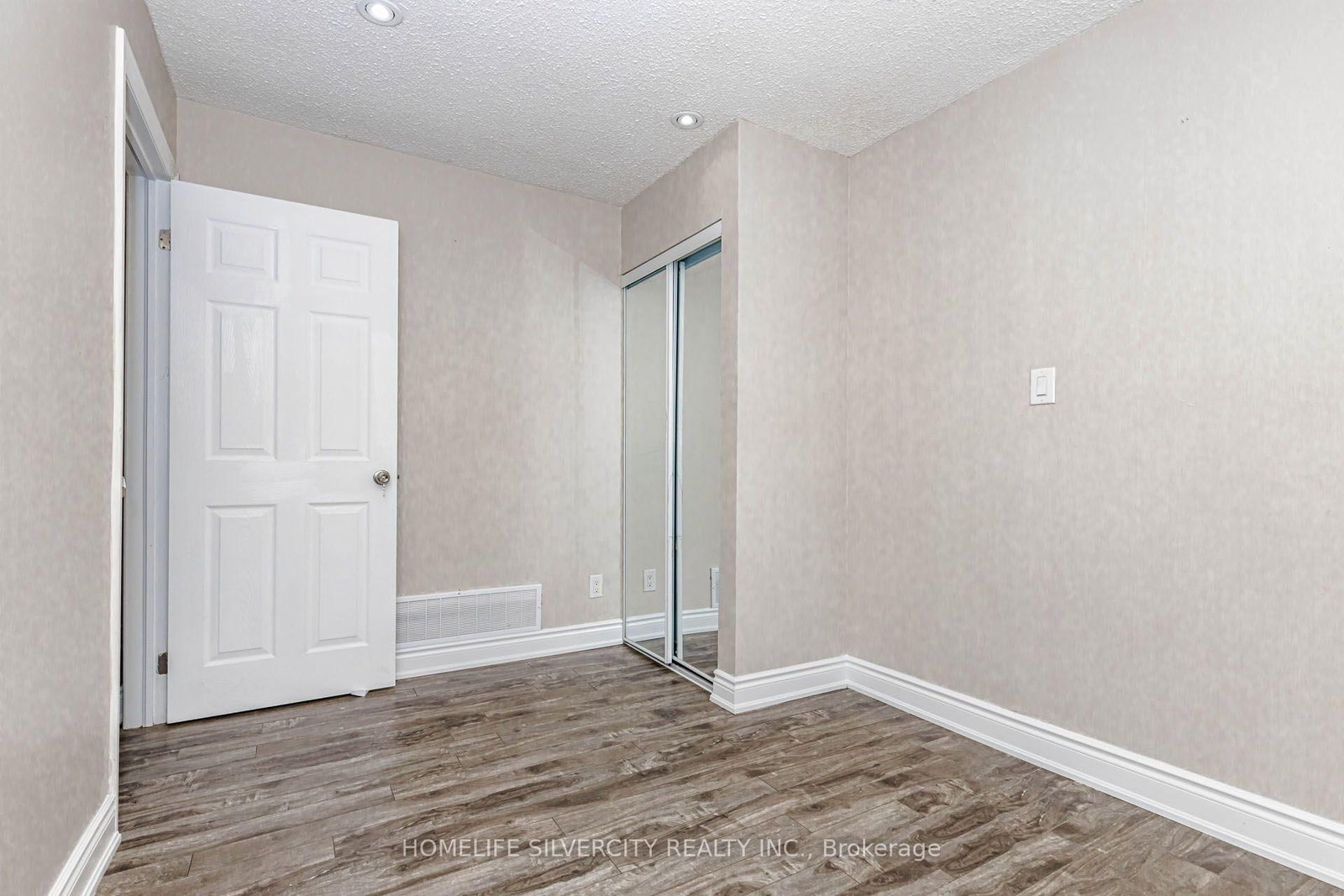3701 Keenan Crescent • Mississauga, ON photo 24