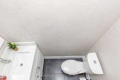 3701 Keenan Mississauga,ON L4T 3M1 — Photo 38