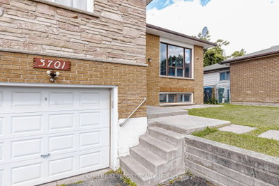 3701 Keenan Crescent • Mississauga, ON photo 4
