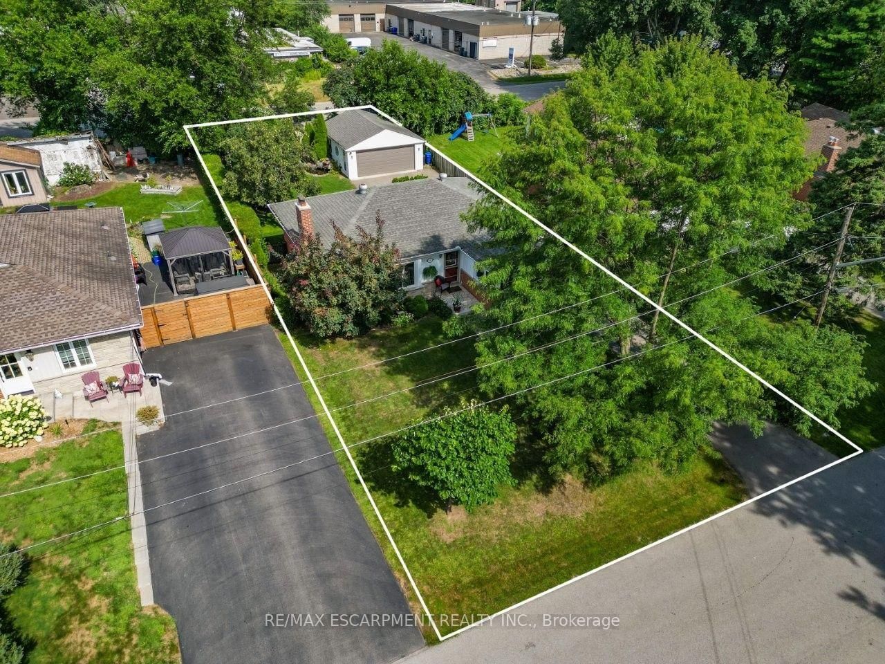 465 Springbank Crescent • Burlington, ON photo 30
