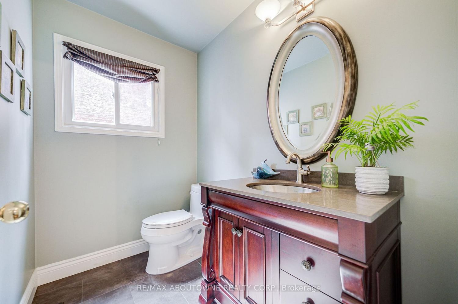 1511 Stoneybrook Trail • Oakville, ON photo 21
