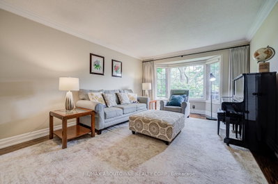 1511 Stoneybrook Trail • Oakville, ON photo 8