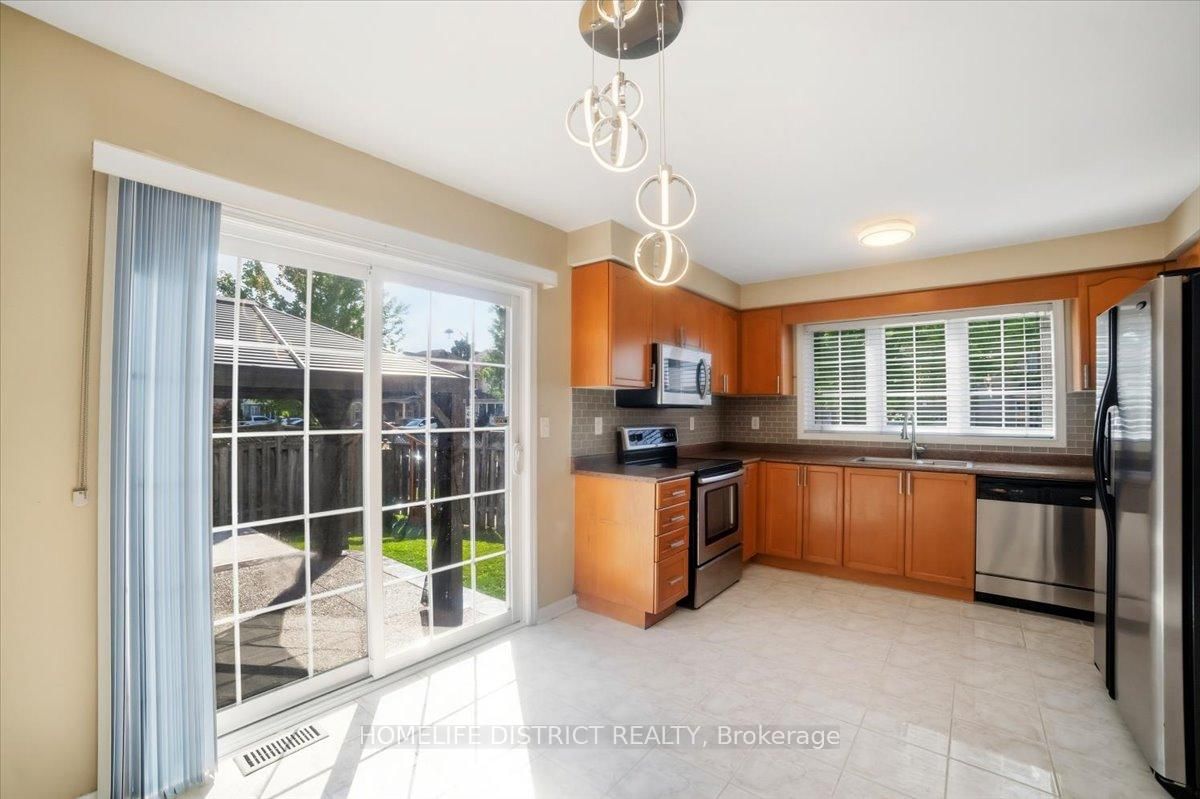 901 BENNETT Boulevard • Milton, ON photo 13