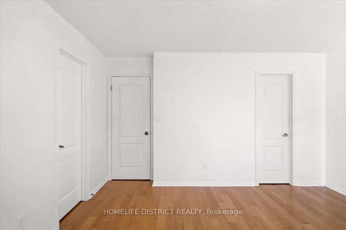 901 BENNETT Boulevard • Milton, ON photo 23