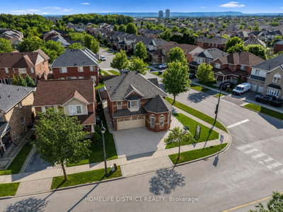 901 BENNETT Boulevard • Milton, ON photo 4