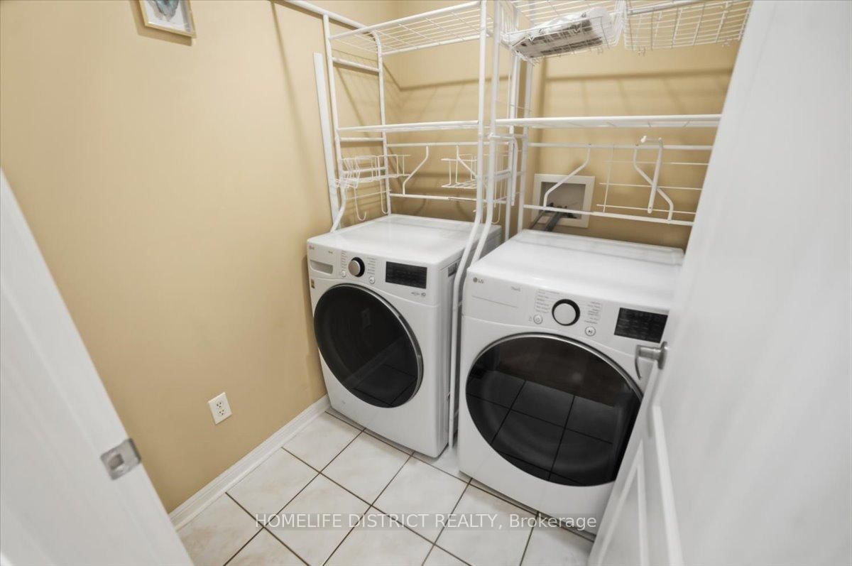 901 BENNETT Boulevard • Milton, ON photo 41