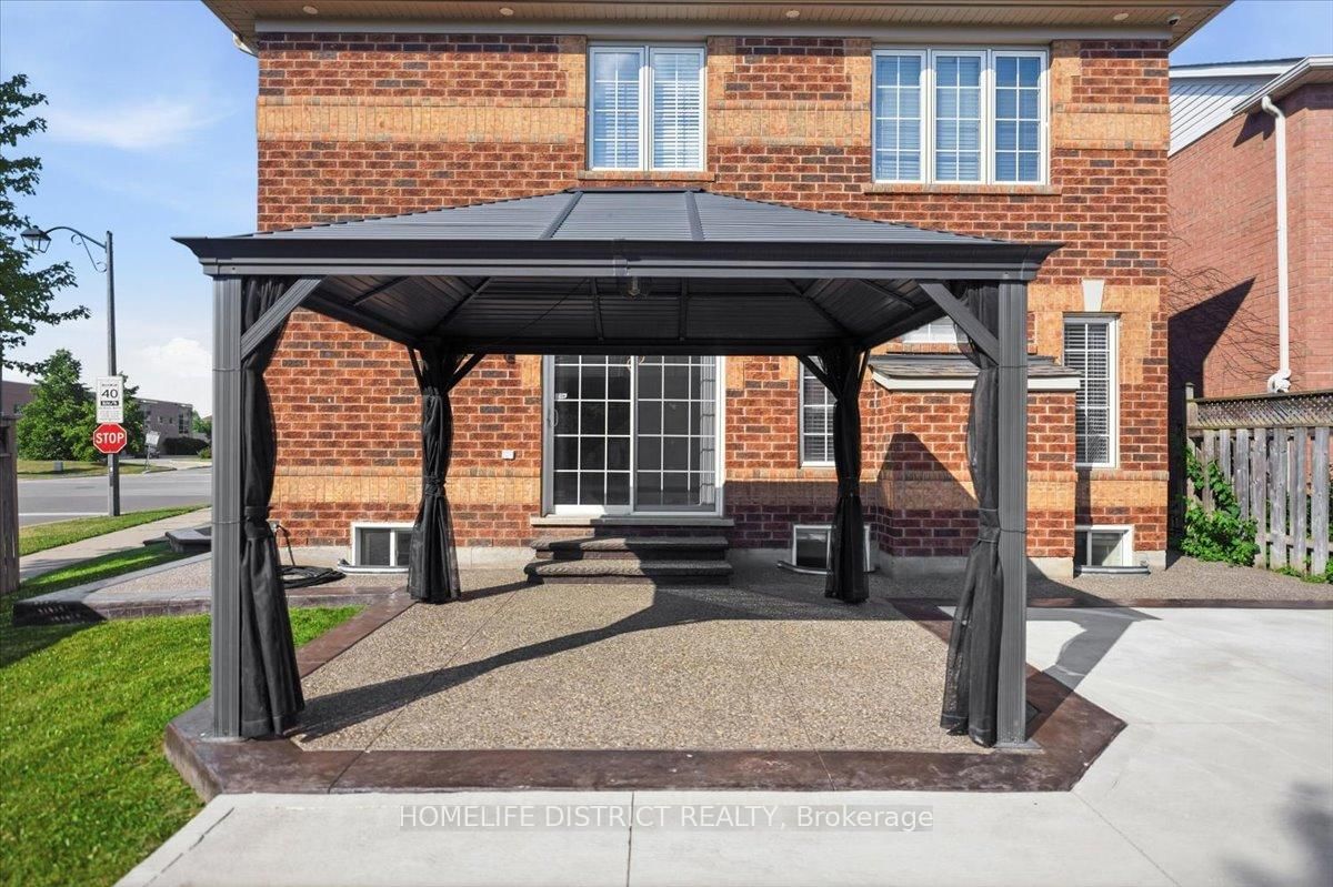 901 BENNETT Boulevard • Milton, ON photo 46