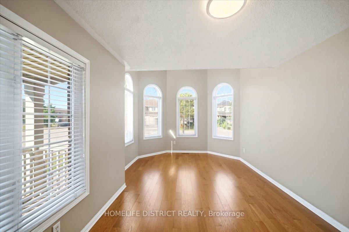 901 BENNETT Boulevard • Milton, ON photo 8