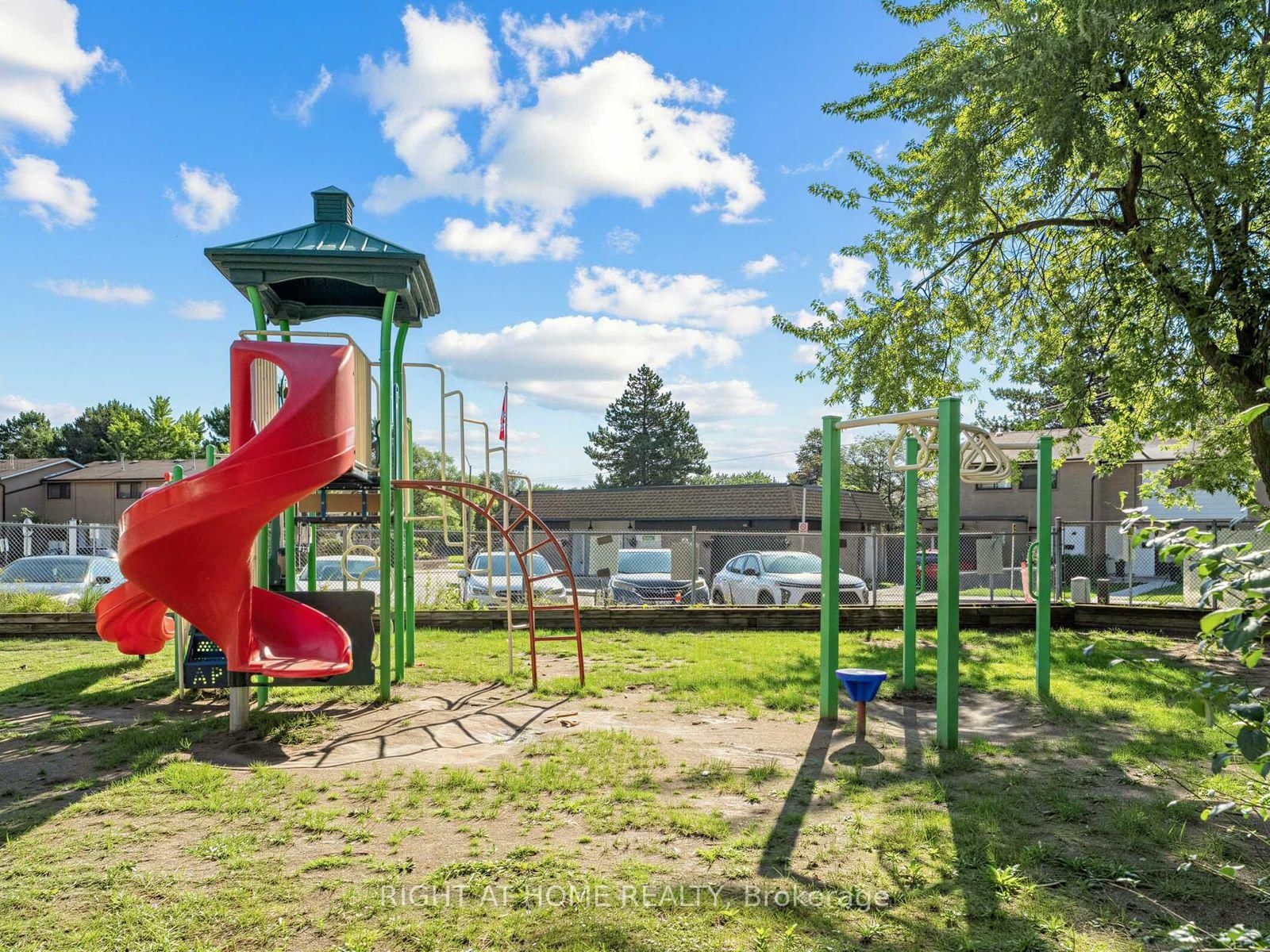 10 Fleetwood Crescent • #10 • Brampton, ON photo 32