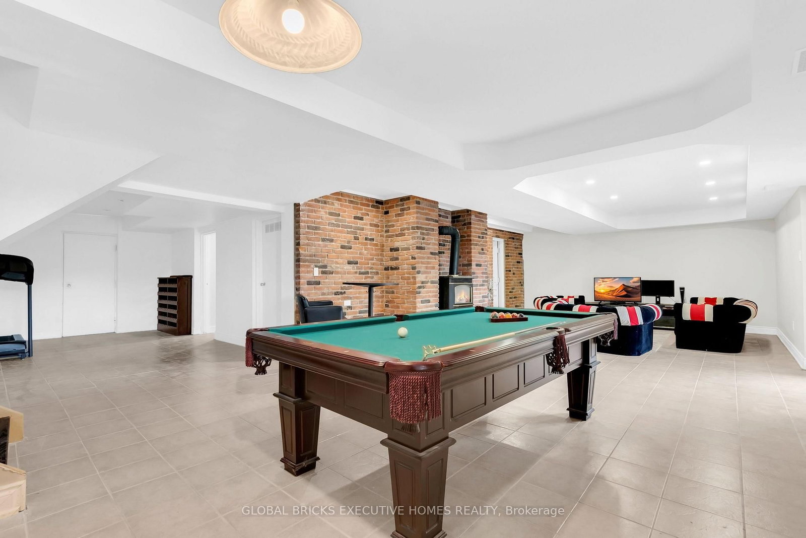 2169 Bonfield Court • Burlington, ON photo 36
