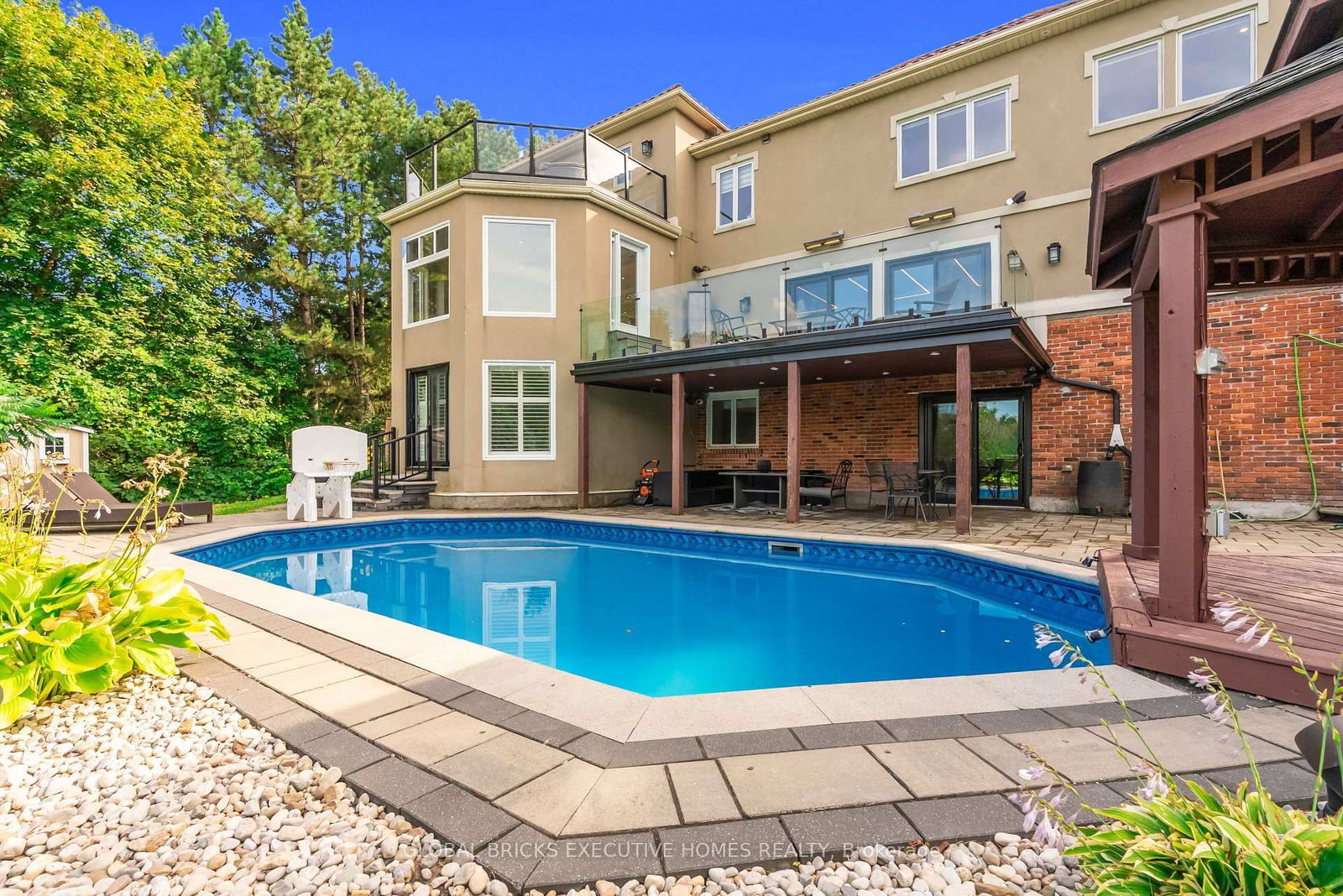 2169 Bonfield Court • Burlington, ON photo 39