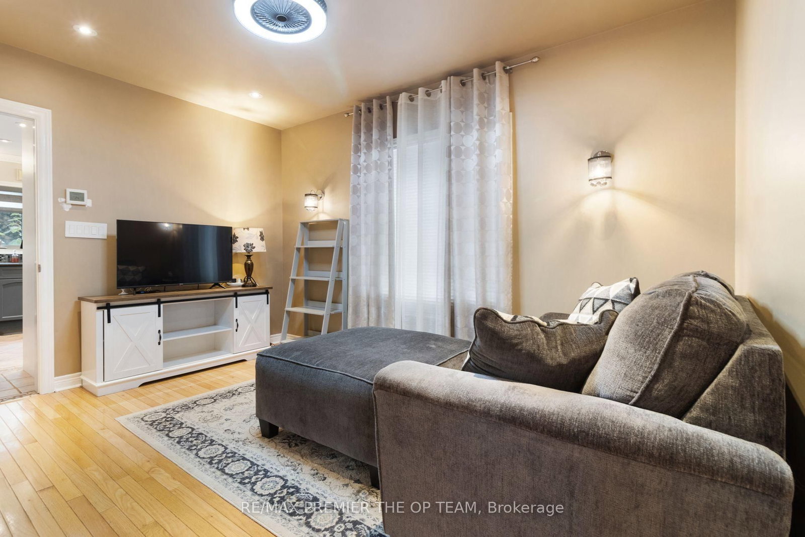 5 Southbury Manor Drive • Caledon, ON photo 10