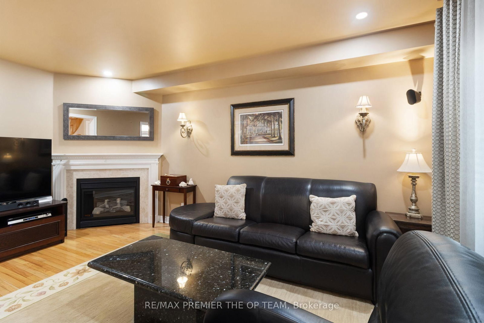 5 Southbury Manor Drive • Caledon, ON photo 12