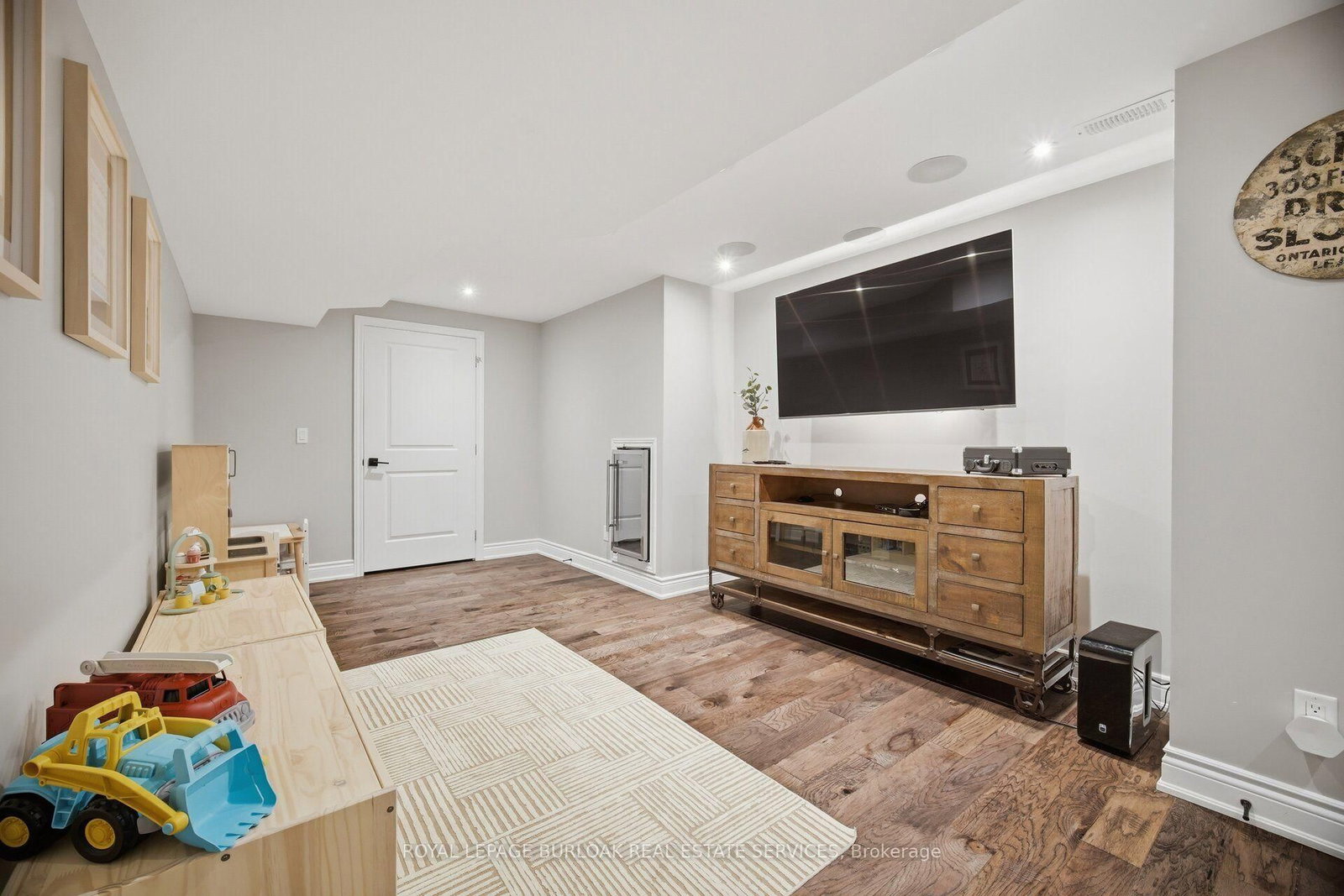 413 Kincardine Terrace • Milton, ON photo 33