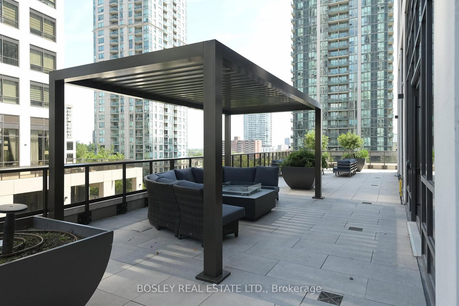 36 Elm Drive W • #704 • Mississauga, ON photo 33