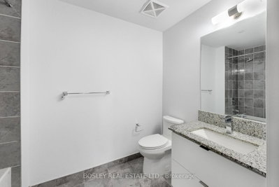 36 Elm Drive W • #704 • Mississauga, ON photo 5