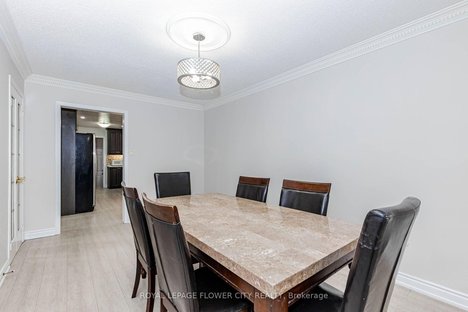 14 Canarvan Court • Brampton, ON photo 17