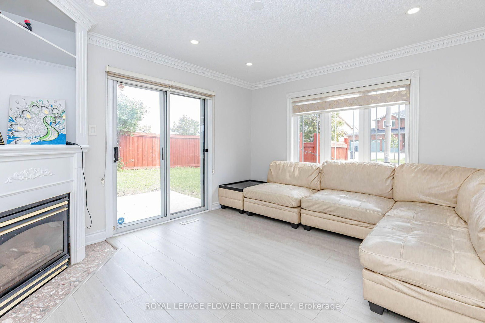14 Canarvan Court • Brampton, ON photo 6