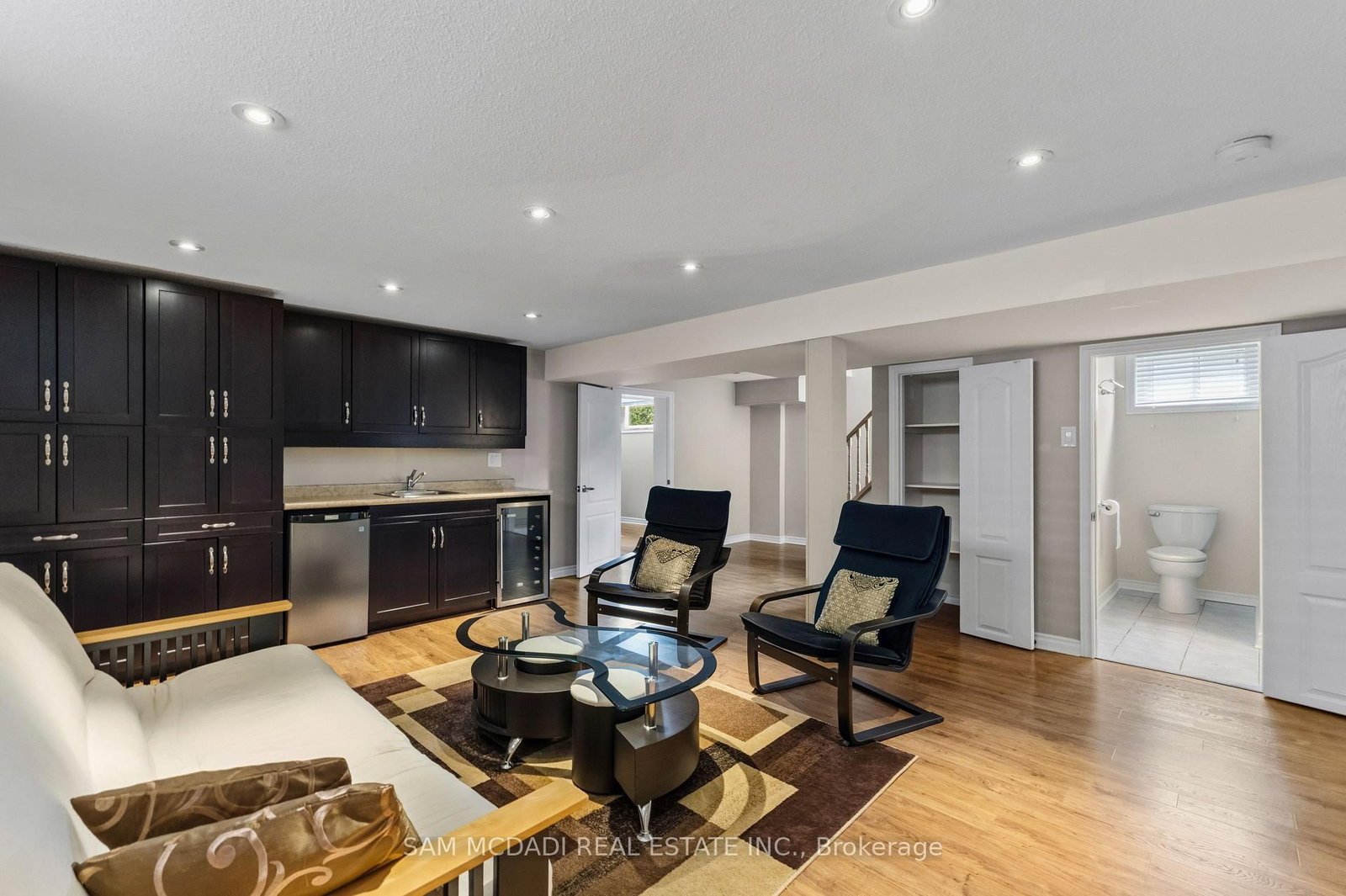 248 Wellesworth Drive • Toronto, ON photo 12