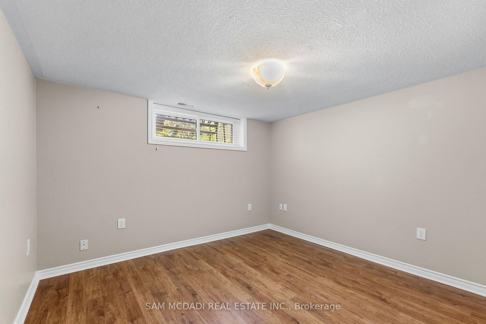 248 Wellesworth Drive • Toronto, ON photo 15