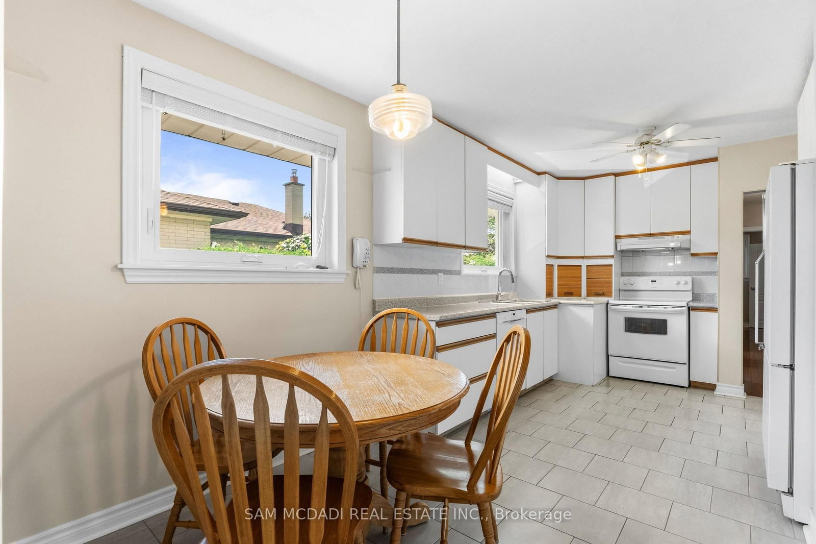 248 Wellesworth Drive • Toronto, ON photo 24
