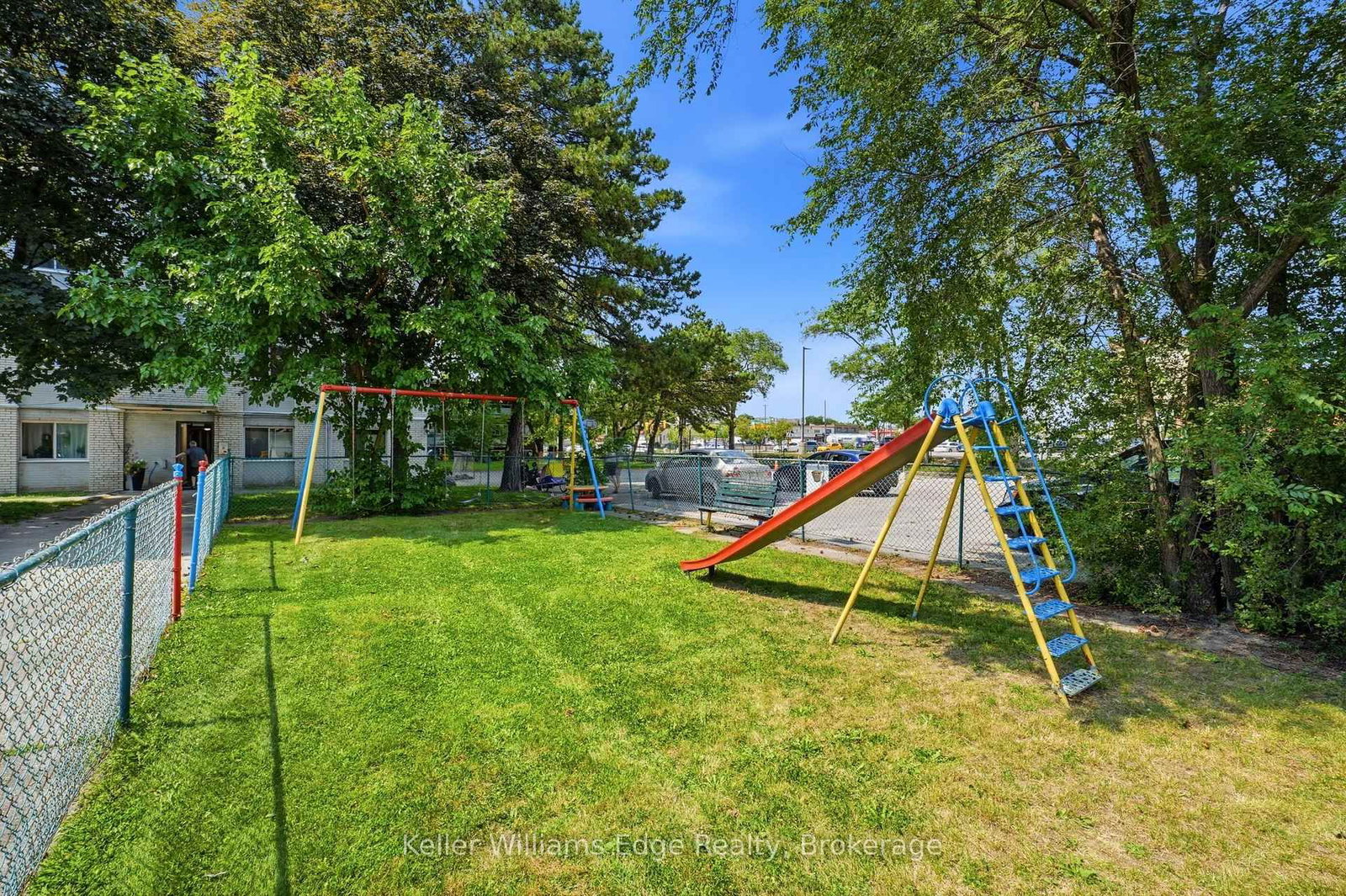 785 Browns Toronto,ON M8W 3V8 — Photo 19