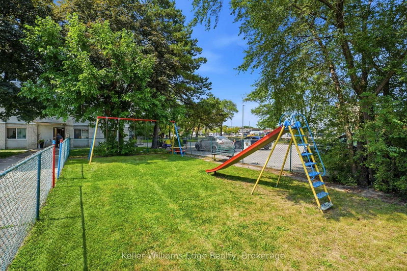 785 Browns Toronto,ON M8W 3V8 — Photo 19