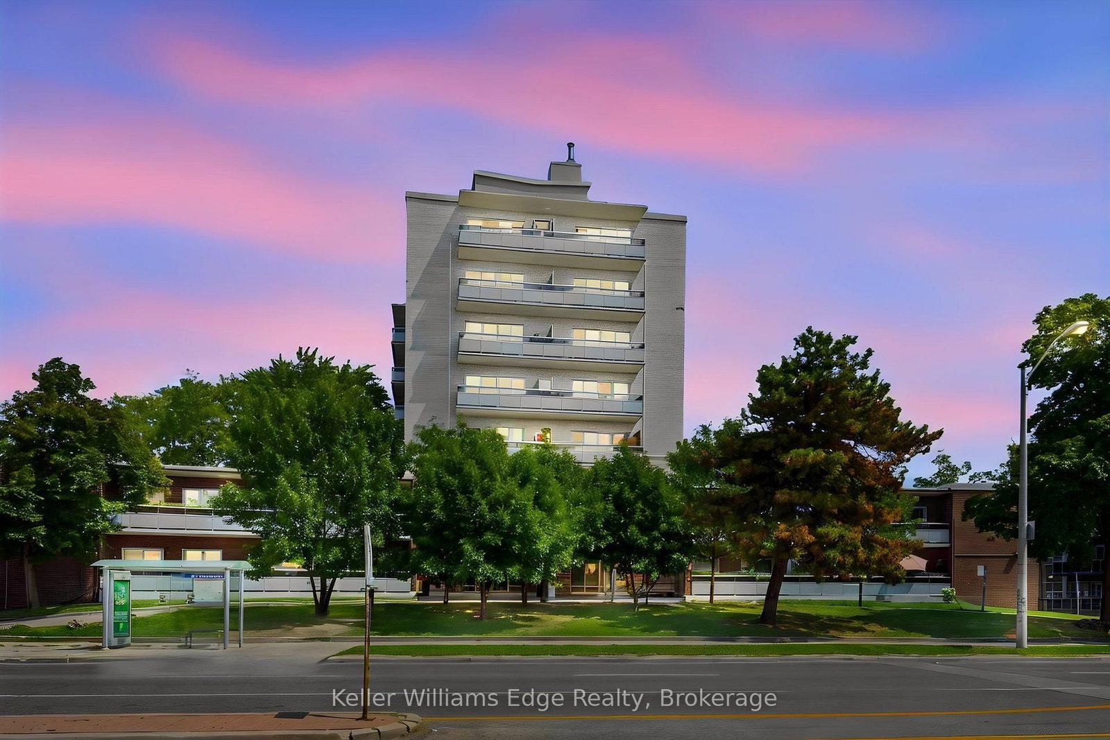785 Browns Toronto,ON M8W 3V8 — Photo 28