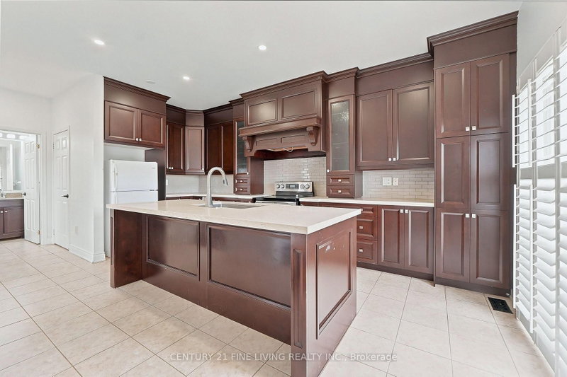 92 Kettlewell Brampton,ON L6R 0T1 — Photo 10