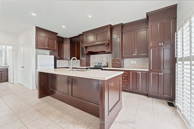 92 Kettlewell Brampton,ON L6R 0T1 — Photo 10