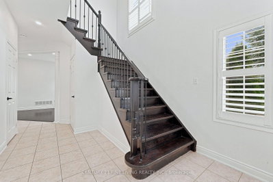 92 KETTLEWELL Crescent • Brampton, ON photo 3