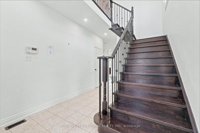 92 KETTLEWELL Crescent • Brampton, ON photo 4