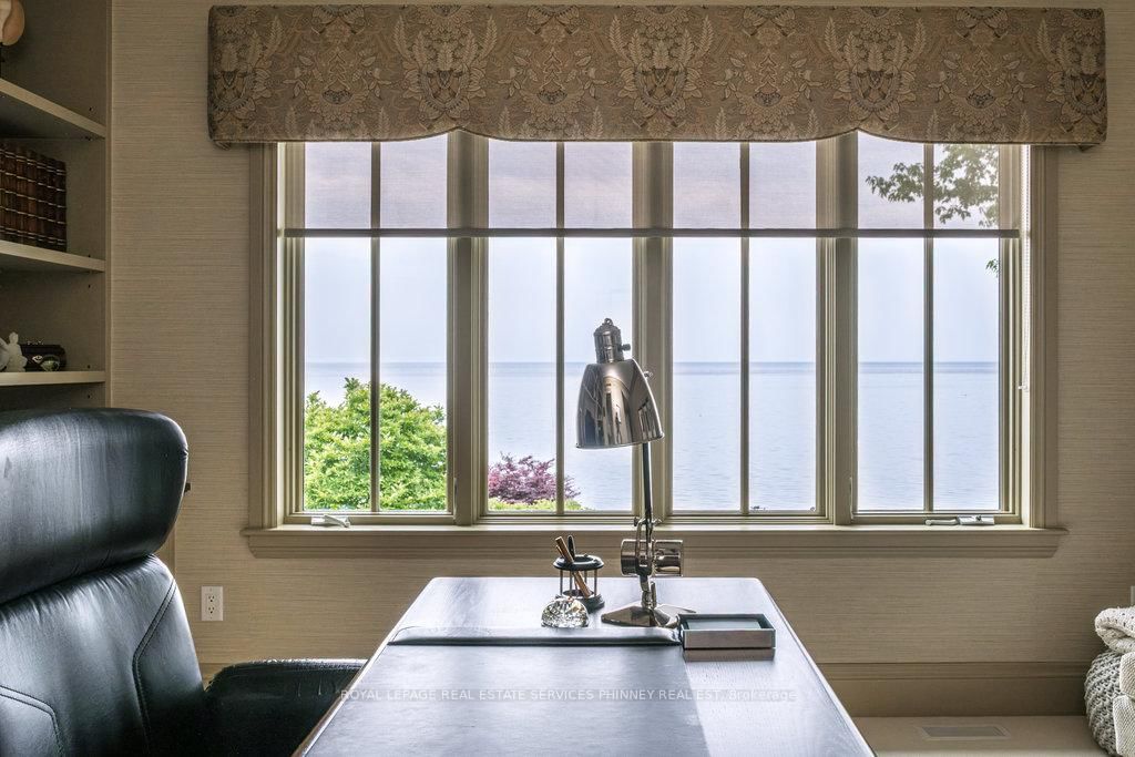 6 Ennisclare Drive W • Oakville, ON photo 30